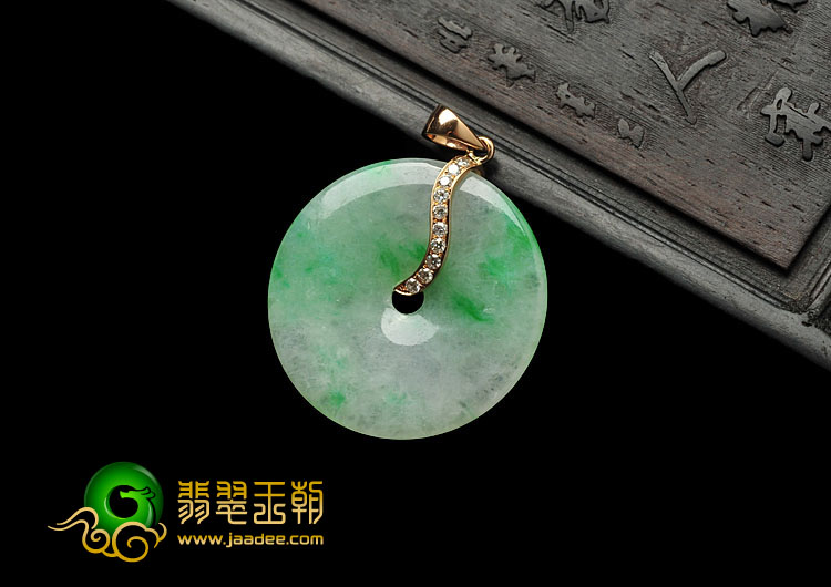 糯冰种飘翠缅甸翡翠A货平安扣挂件