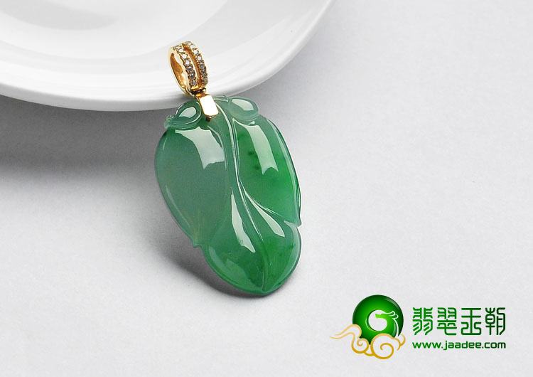 冰种飘翠缅甸翡翠A货叶子挂件