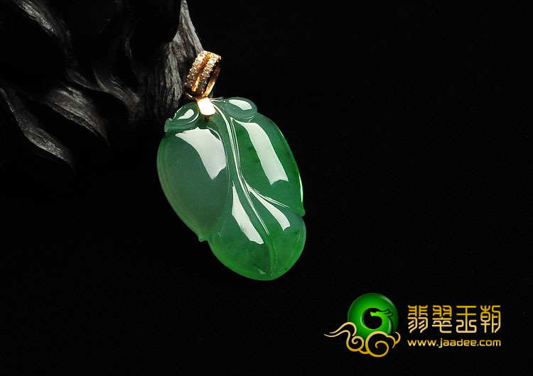 冰种飘翠缅甸翡翠A货叶子挂件