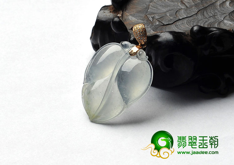 冰玻种缅甸翡翠A货叶子挂件