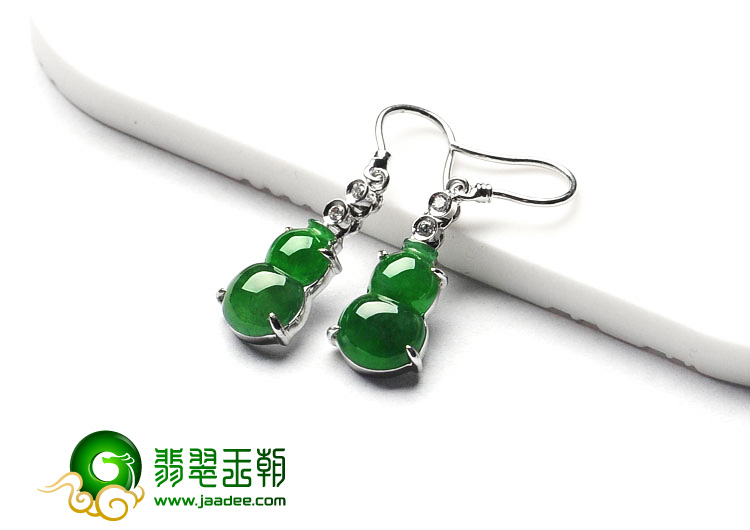 冰种正阳绿缅甸翡翠A货镶白金葫芦耳坠（真钻）