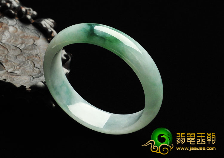 糯冰种飘花缅甸翡翠A货手镯（58.3mm）