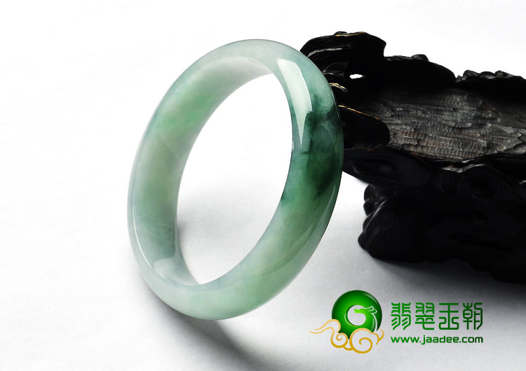 糯冰种飘花缅甸翡翠A货手镯（58.3mm）