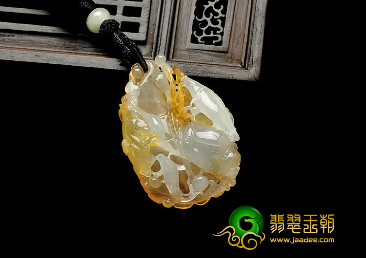 冰种黄翡缅甸翡翠A货年年有余挂件