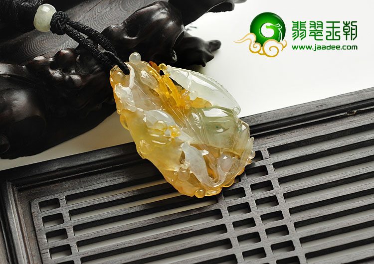 冰种黄翡缅甸翡翠A货年年有余挂件