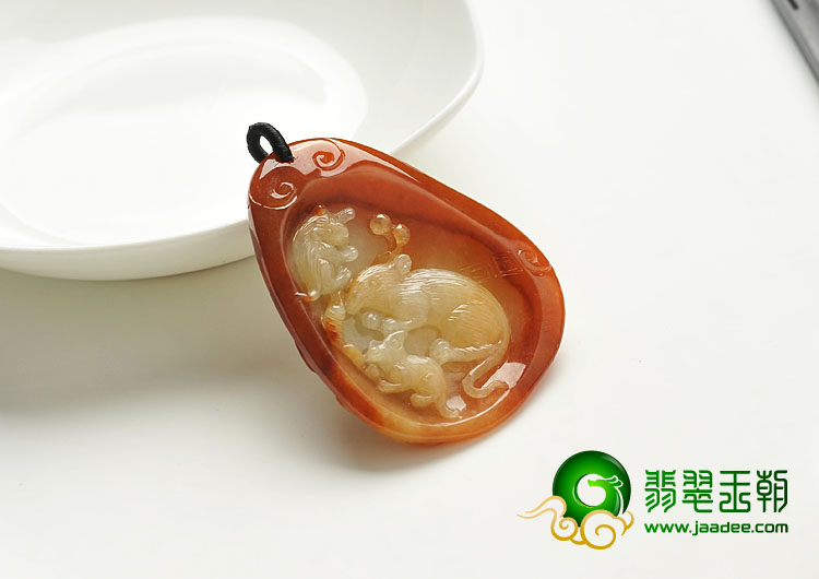 糯冰种红翡缅甸翡翠A货玉鼠运财挂件