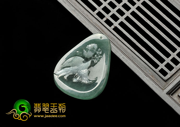 冰种蓝水缅甸翡翠A货富贵花开挂件