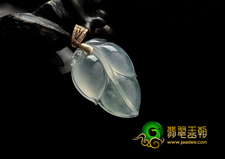 冰玻种晴水缅甸翡翠A货叶子挂件