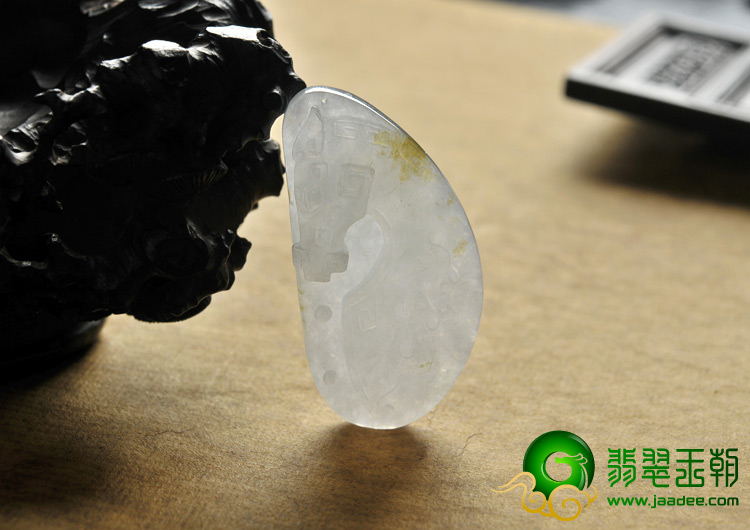 冰种飘黄翡缅甸翡翠A货仿古马头挂件