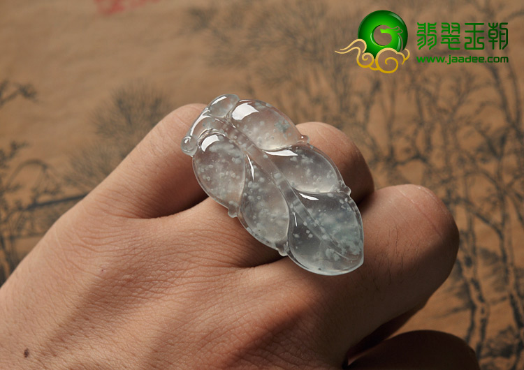 玻璃种缅甸翡翠A货叶子挂件