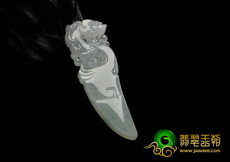 冰种晴水缅甸翡翠A货府中有龙挂件