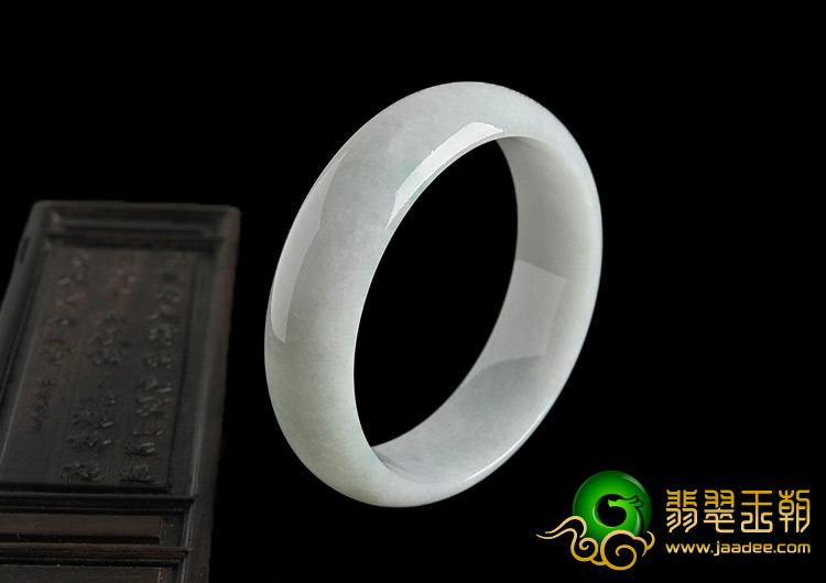 糯冰种晴水缅甸翡翠A货手镯（58.2mm）