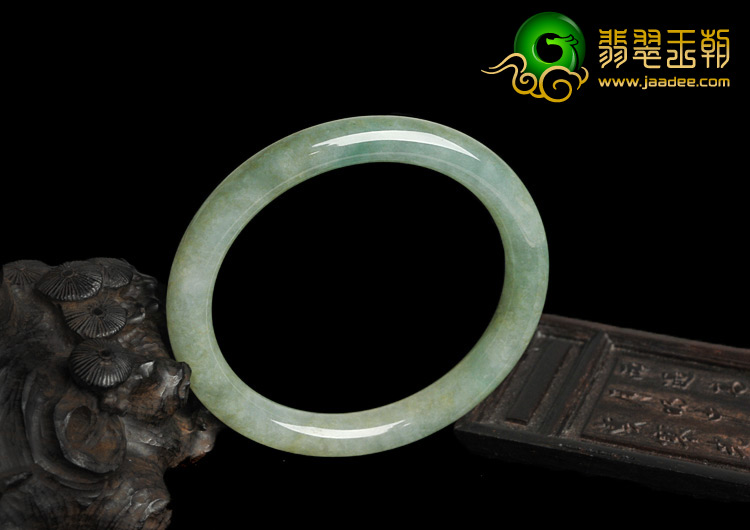 糯冰种晴水缅甸翡翠A货圆条手镯（54mm）