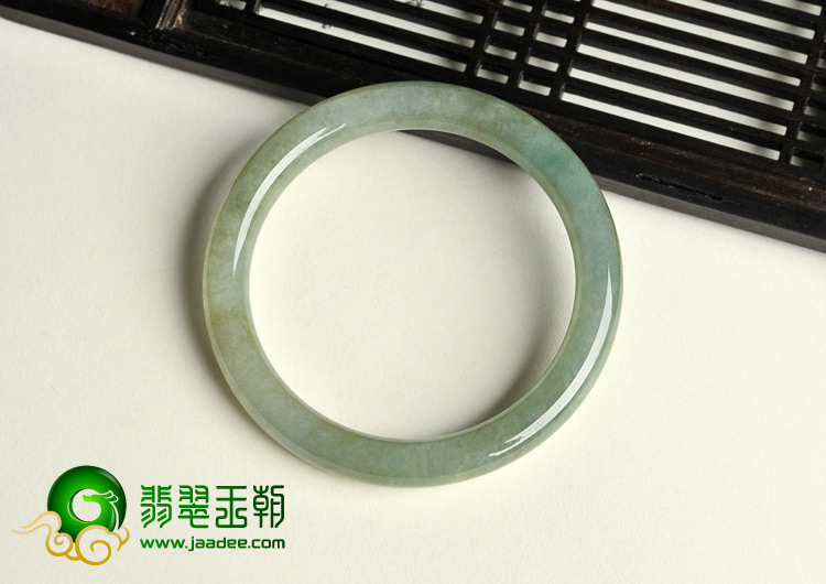 糯冰种晴水缅甸翡翠A货圆条手镯（54mm）