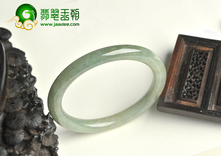 糯冰种晴水缅甸翡翠A货圆条手镯（54mm）