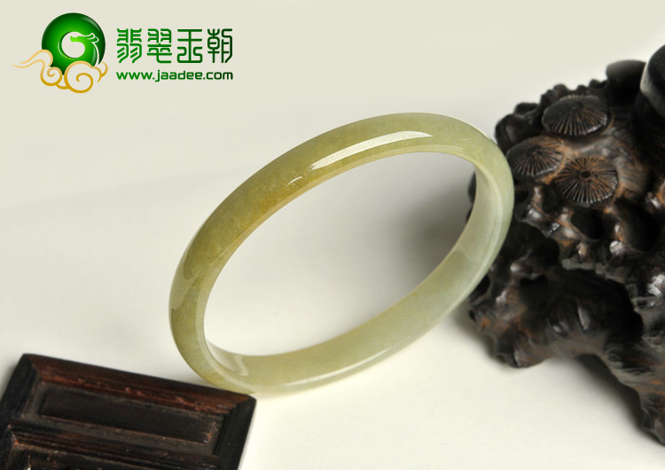 糯冰种黄翡缅甸翡翠A货贵妃镯（56-44.4mm）
