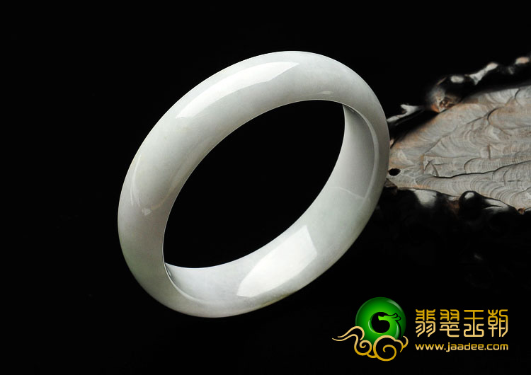 糯冰种晴水缅甸翡翠A货手镯（56.3mm）