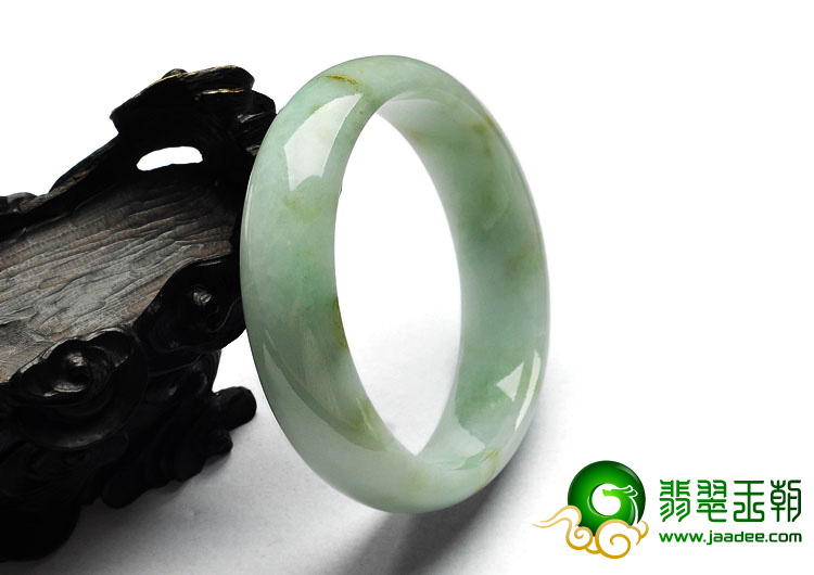 糯冰种晴水缅甸翡翠A货手镯（57.2mm）