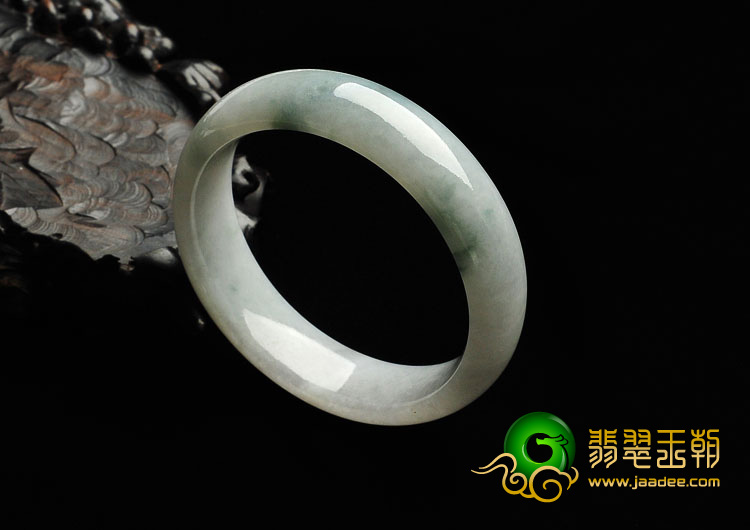 糯冰种飘花缅甸翡翠A货手镯（57.6mm）