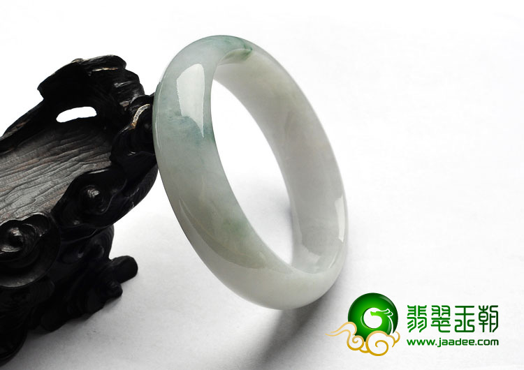 糯冰种飘花缅甸翡翠A货手镯（57.6mm）