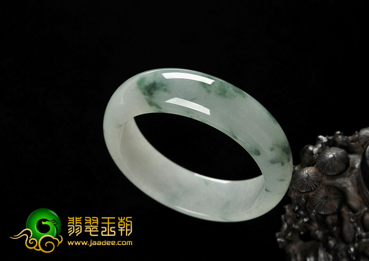 糯冰种飘花缅甸翡翠A货手镯（57.2mm）