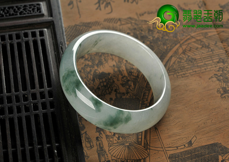 糯冰种飘花缅甸翡翠A货手镯（57.2mm）