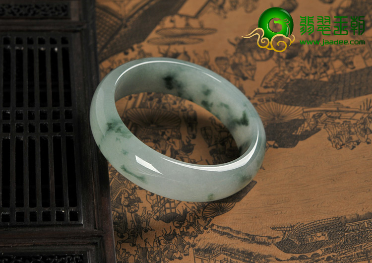 糯冰种飘花缅甸翡翠A货手镯（58.3mm）