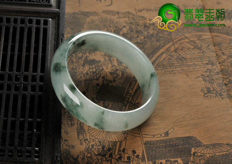 糯冰种飘花缅甸翡翠A货手镯（58.3mm）