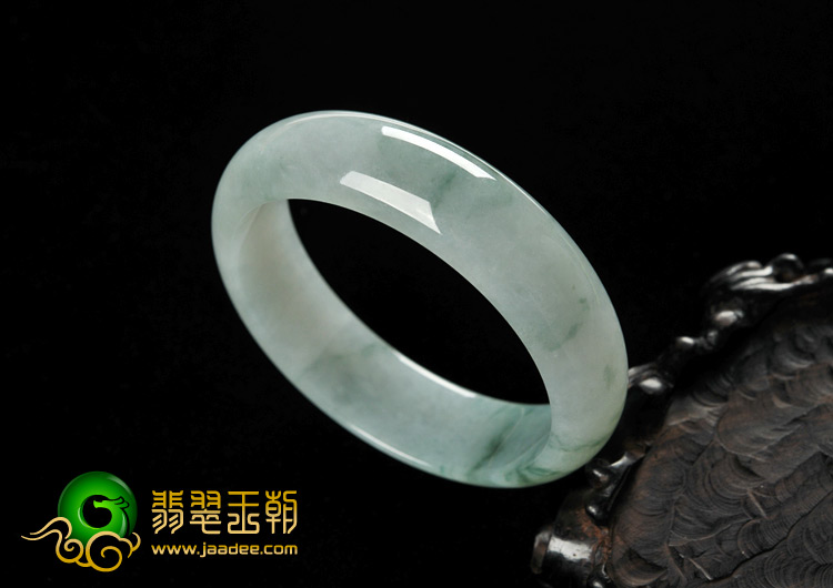 糯冰种飘花缅甸翡翠A货手镯（57.4mm）