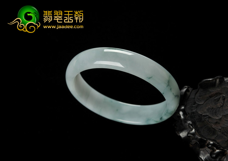 糯冰种飘花缅甸翡翠A货手镯（59.1mm）