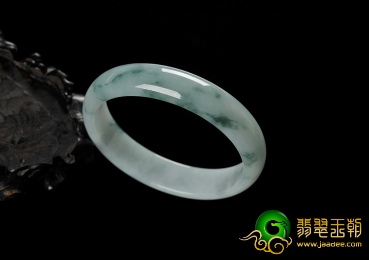 糯冰种飘花缅甸翡翠A货手镯（59.1mm）
