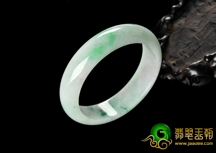 糯冰种春带彩缅甸翡翠A货手镯（59.6mm）