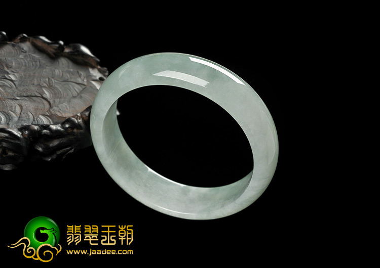 糯冰种晴水缅甸翡翠A货手镯（61mm）