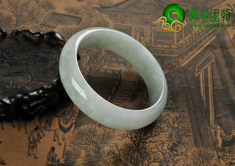 糯冰种晴水缅甸翡翠A货手镯（61mm）