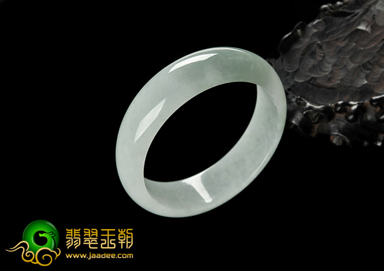 糯冰种晴水缅甸翡翠A货手镯（61mm）