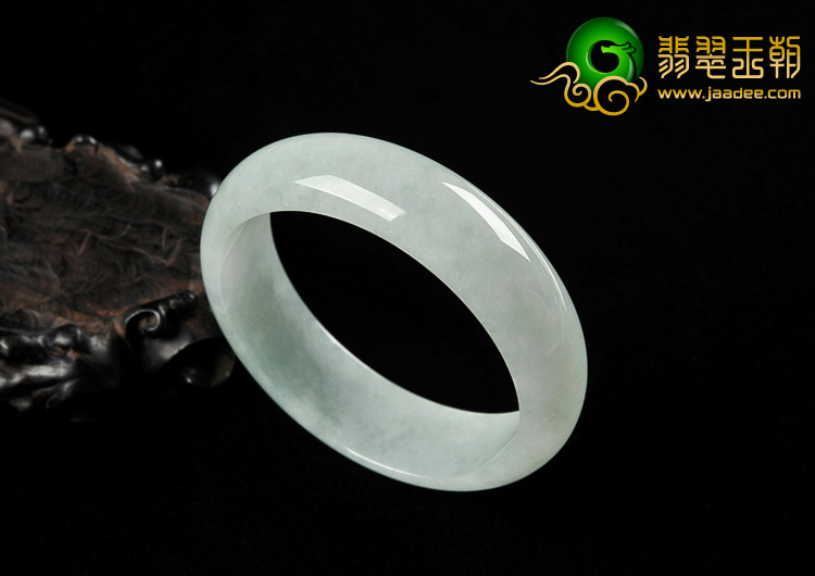 糯冰种晴水缅甸翡翠A货手镯（61mm）