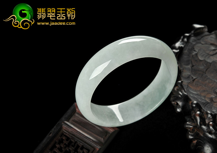 糯冰种晴水缅甸翡翠A货手镯（61mm）