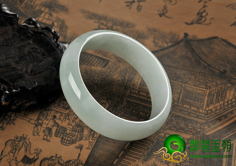 糯冰种晴水缅甸翡翠A货手镯（61mm）