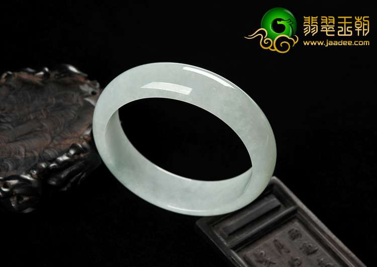 糯冰种晴水缅甸翡翠A货手镯（59.2mm）