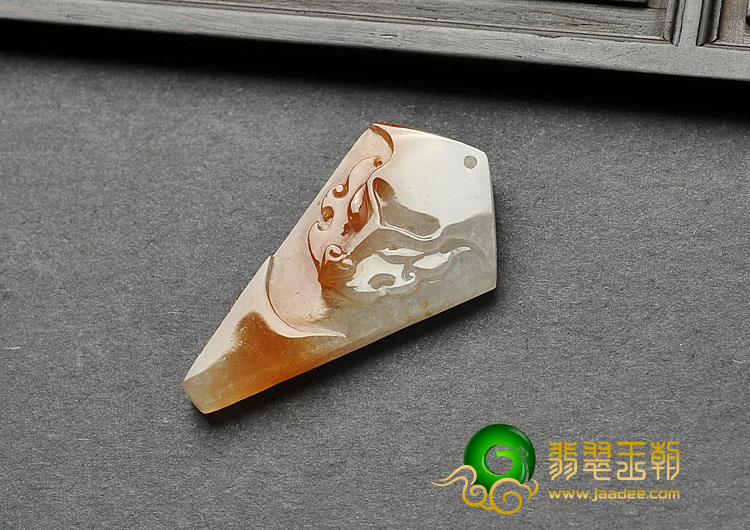 糯冰种红黄翡缅甸翡翠A货仿古龙头挂件