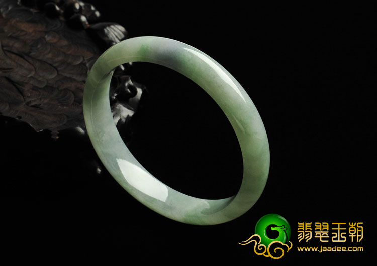 糯冰种豆色缅甸翡翠A货手镯（56.8mm）