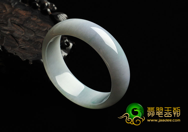 糯冰种淡春带彩缅甸翡翠A货手镯（56.3mm）