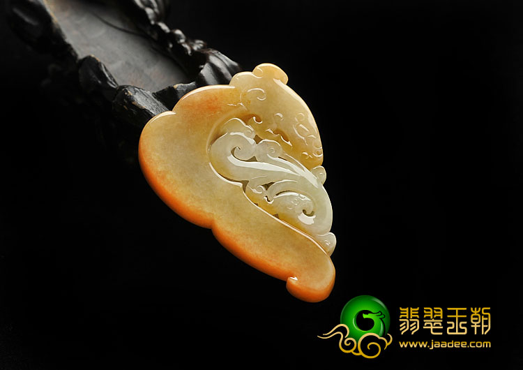 糯冰种黄翡缅甸翡翠A货仿古龙凤呈祥挂件