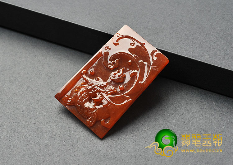 冰种红翡缅甸翡翠A货龙牌挂件