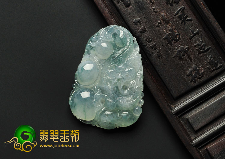 冰种晴水飘花缅甸翡翠A货龙行如意挂件