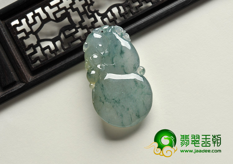 冰种飘花缅甸翡翠A货福禄寿挂件