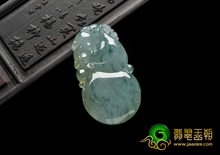 冰种飘花缅甸翡翠A货福禄寿挂件