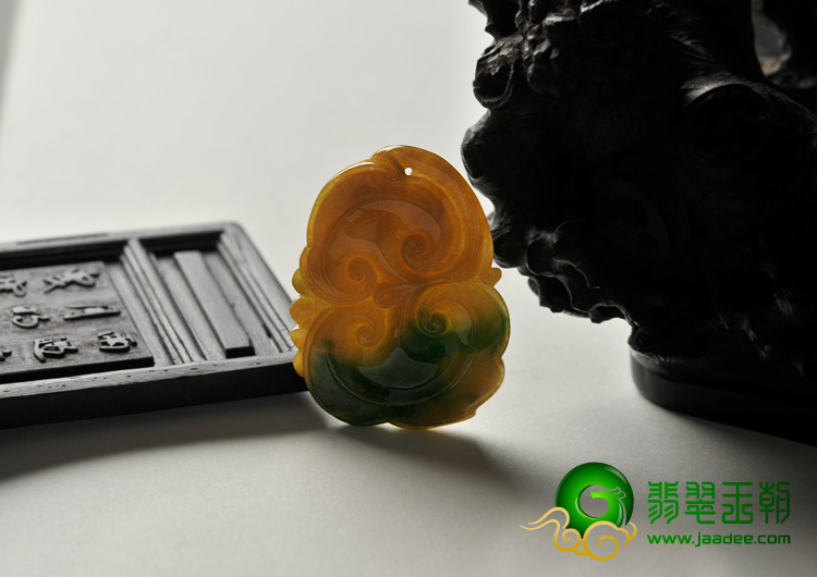 细糯种黄加绿缅甸翡翠A货如意挂件