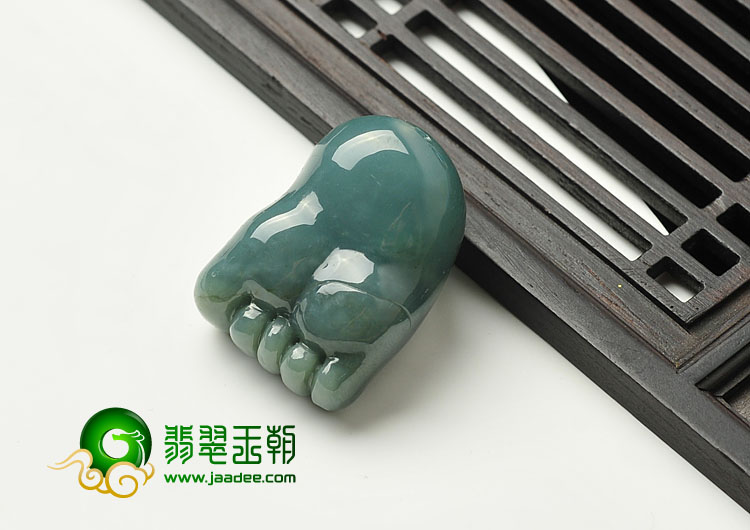 细糯种晴水缅甸翡翠A货知足常乐挂件