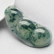 冰种飘花缅甸翡翠A货四季豆挂件